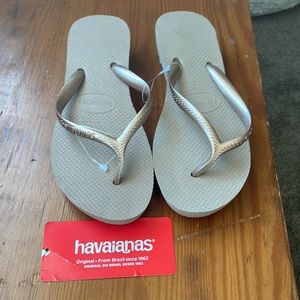 Havaianas wedge flip flops